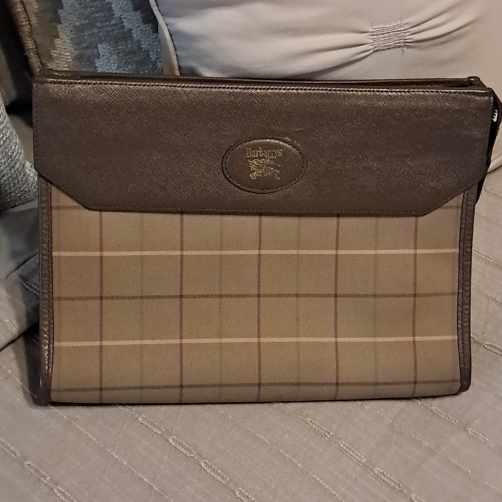 Burberry Nova Check Clutch Vintage Luxury Neutral Leather Classic Plaid Chic - Picture 2 of 9